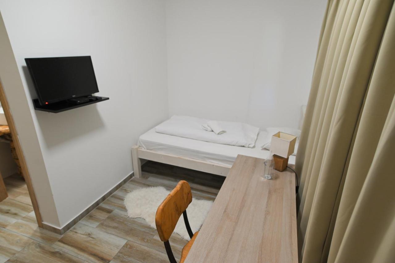 Aparthotel Twenty Park Kikinda Zewnętrze zdjęcie